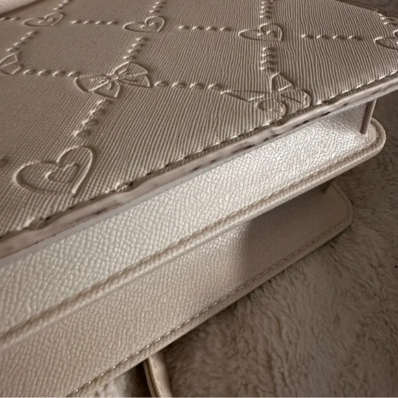 Crossi Beige Crossbody Bag: NWT - Picture 13 of 13